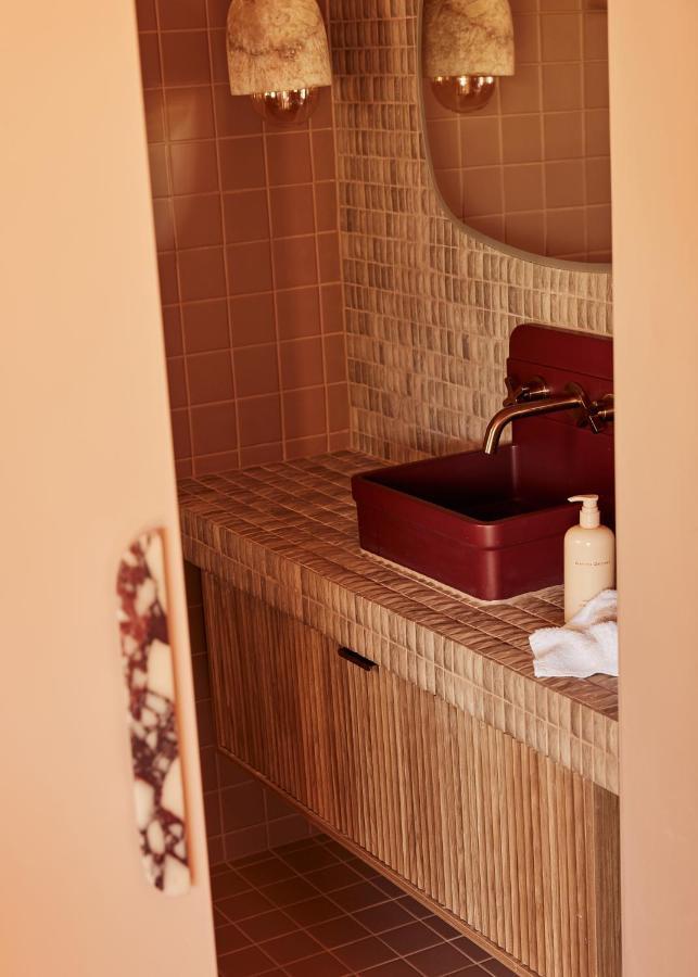 Swell Hotel Byron Bay - Adults Only Екстер'єр фото